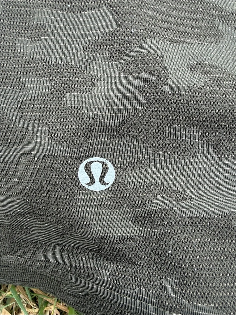 lululemon athletica woman’s Olive Green Camo Short Sleeve Tee